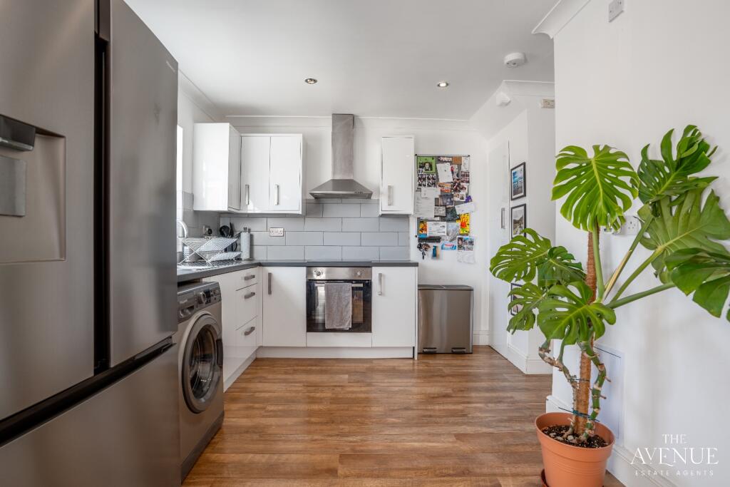 House in Southend-on-Sea - View 5