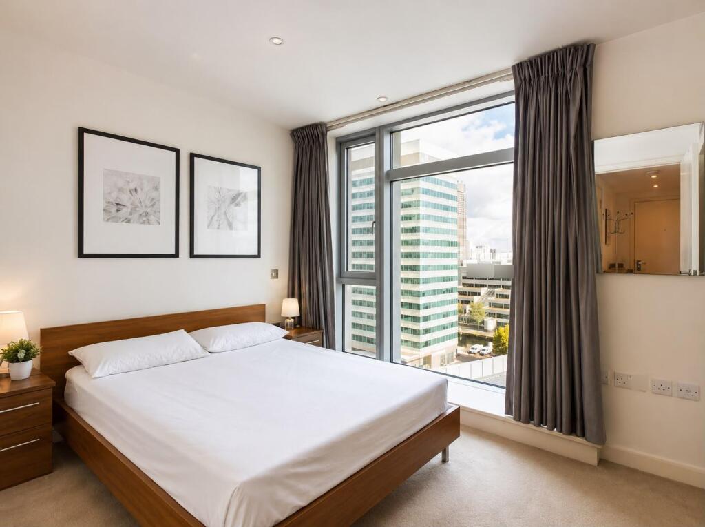 Apartment in London - View 5