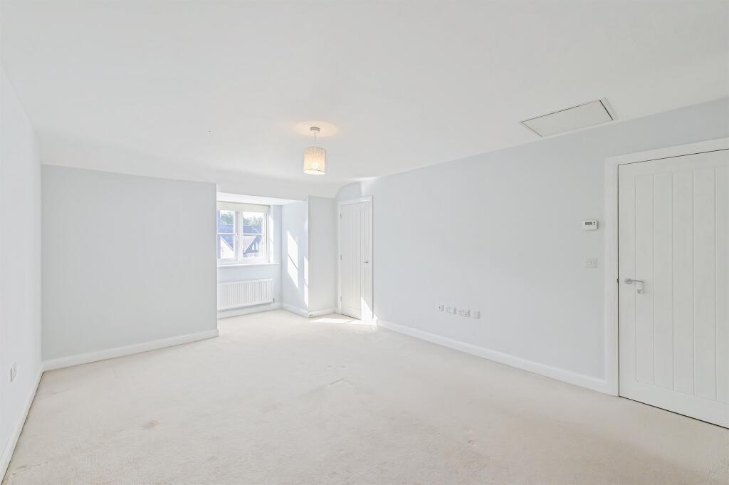 Upper Holland Road, Sutton Coldfield photo 5