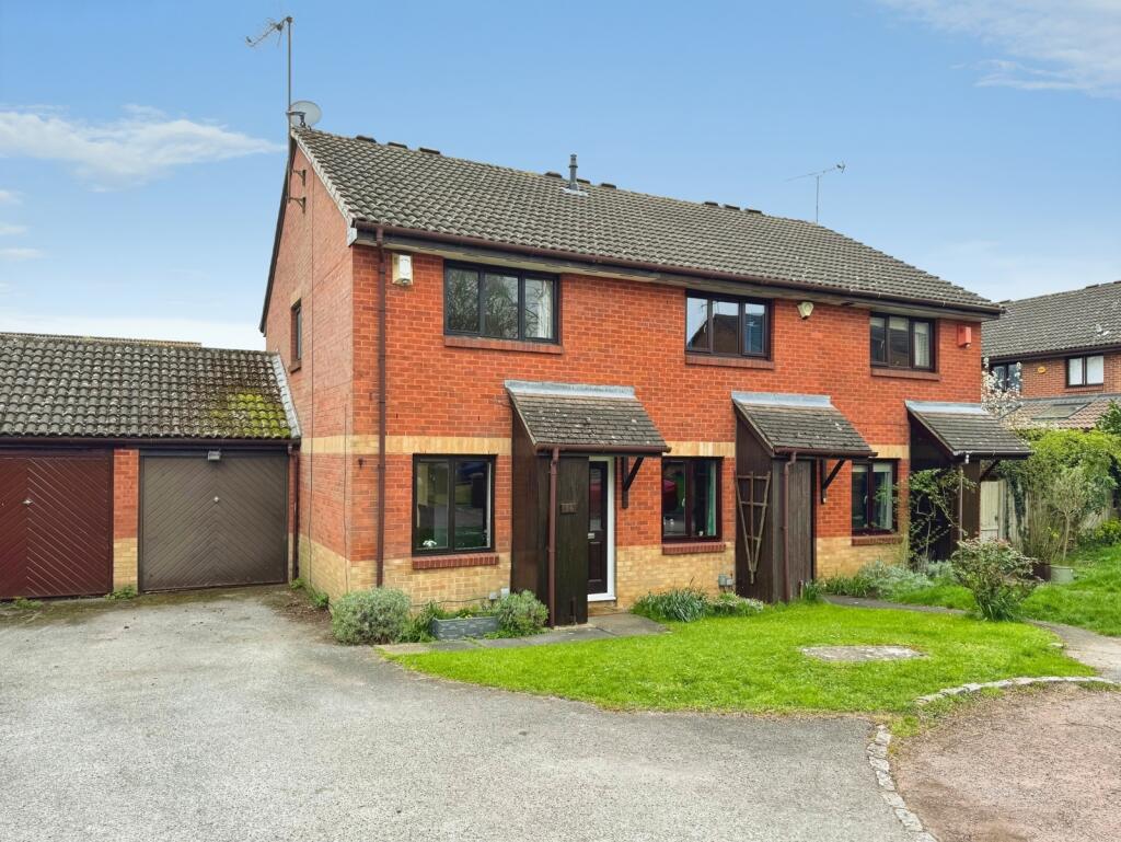 Main image of property: Bolwell Close, Twyford, Reading