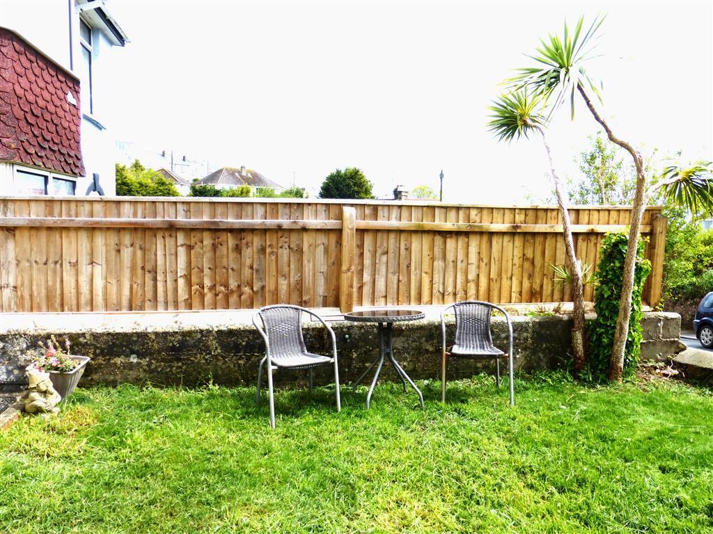 Apartment in Torquay - View 2