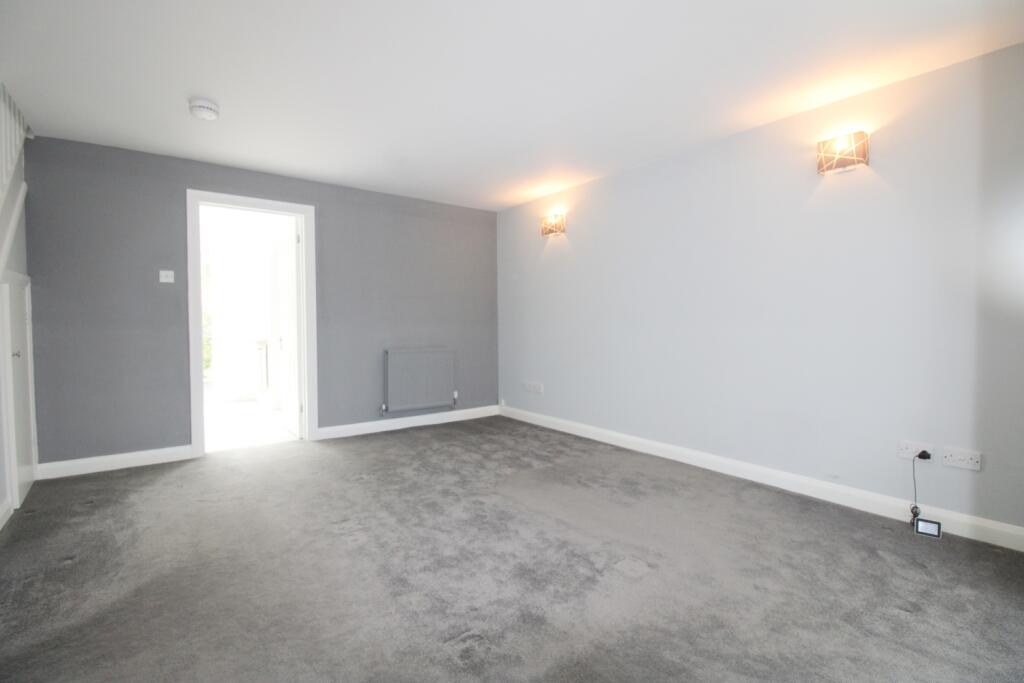 House in Rushmoor, Hampshire - View 2