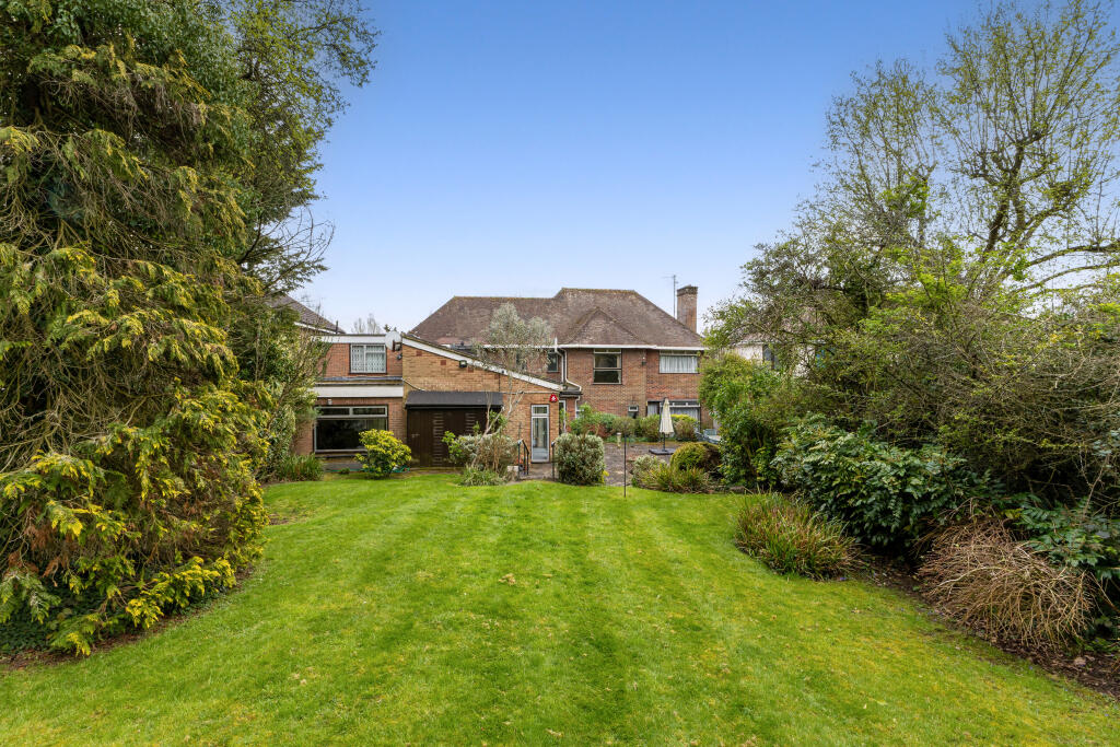 House in London - View 3