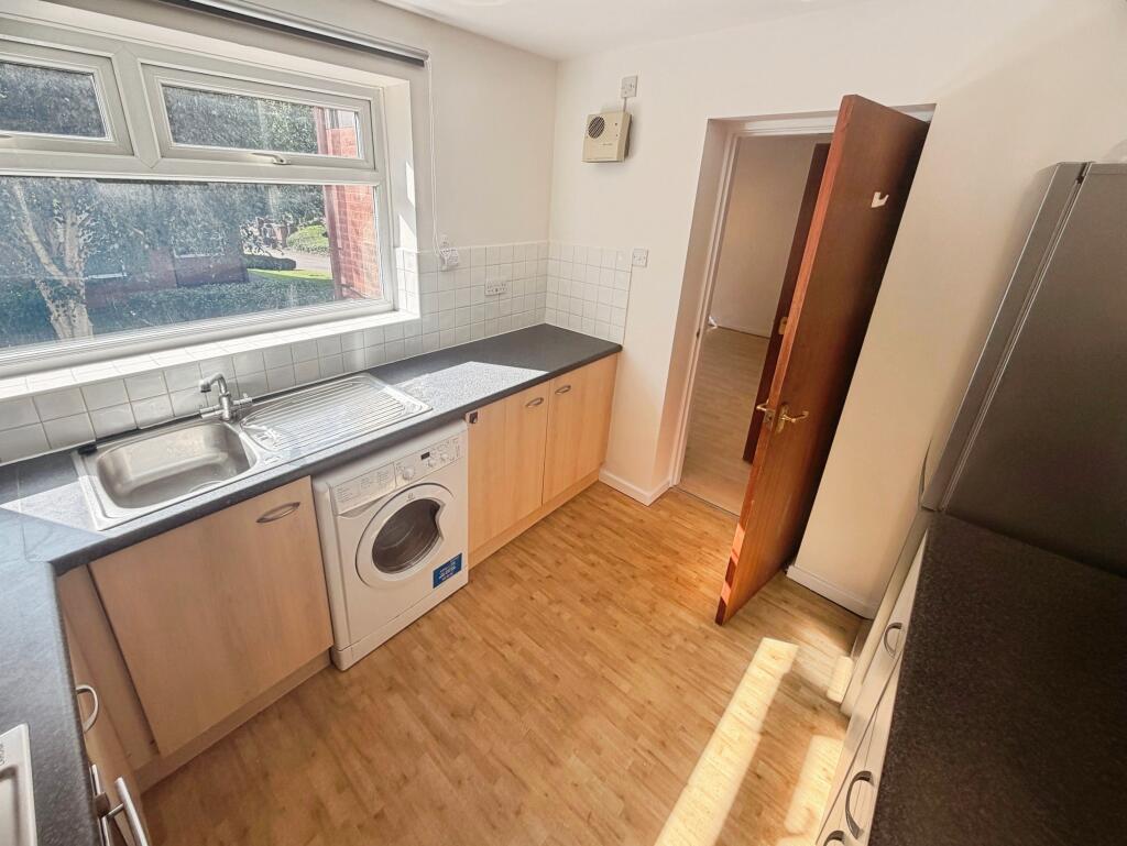 Apartment in Salford, Weaste - View 4
