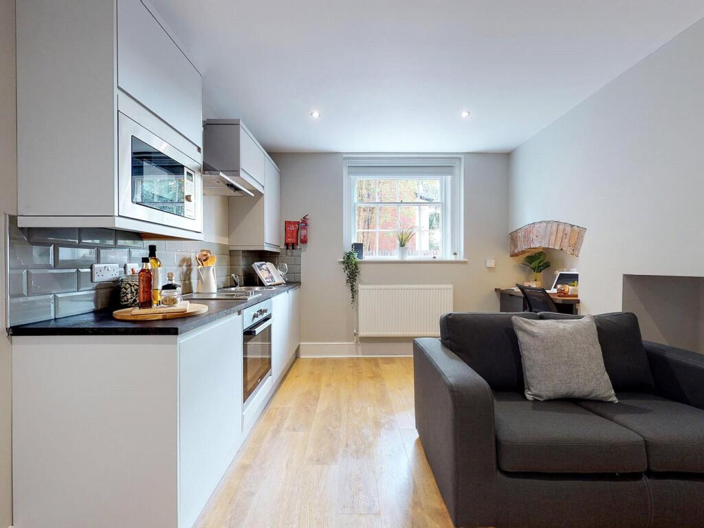 Main image of property: Apt 3, 19 Springfield Mount #392457