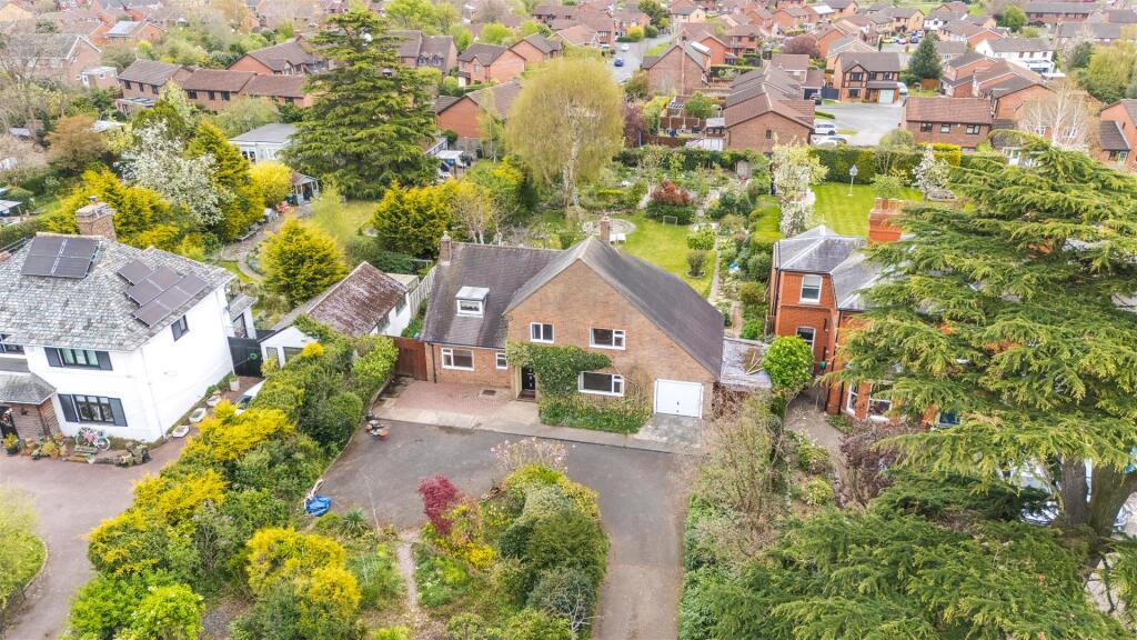 Main image of property: Kynance, 132 Ellesmere Road, Shrewsbury, SY1 2QZ