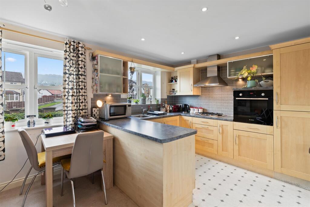 House in Leeds - View 4