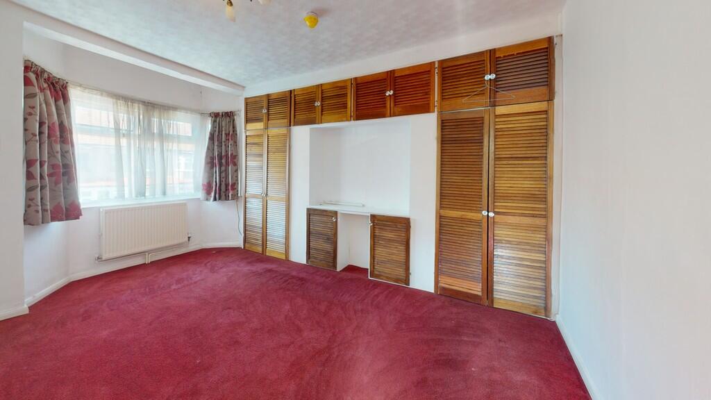 Main image of property: Double Room To Let In Mitcham
