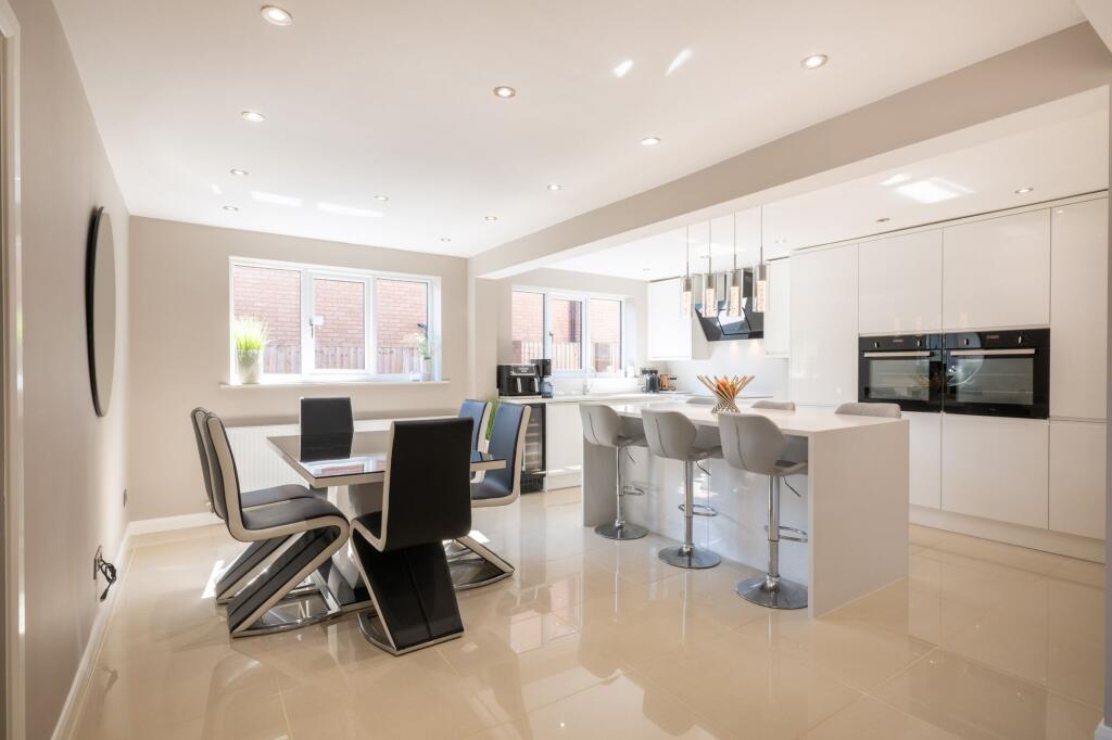 House in Sefton, Ainsdale - View 2