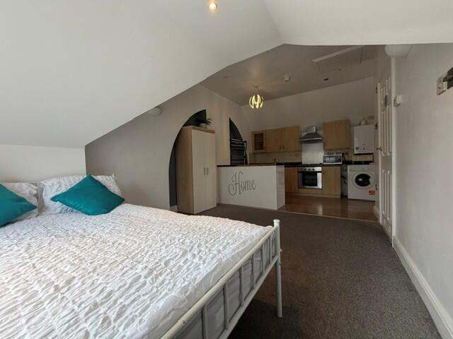 Apartment in Luton - View 2