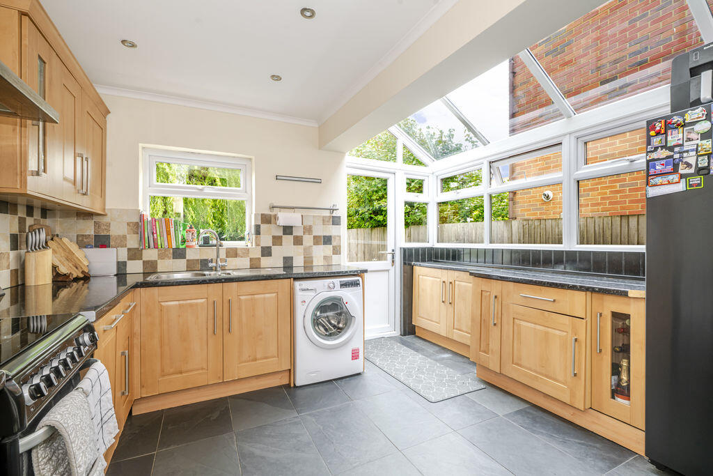 House in Tonbridge - View 3