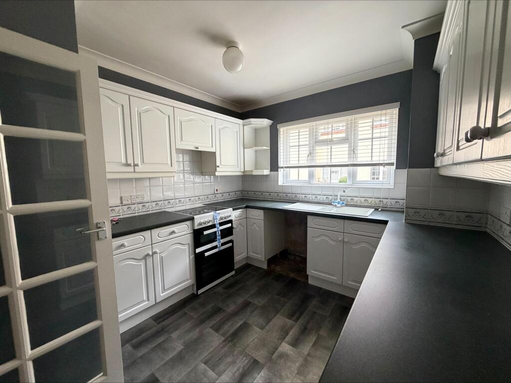 Apartment in Ferndown - View 5
