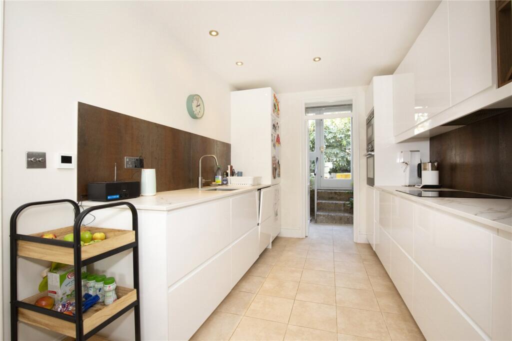 3 bedroom terraced house for rent