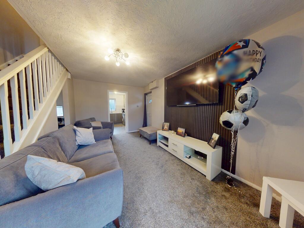 House in Wolverhampton, West Midlands - View 3