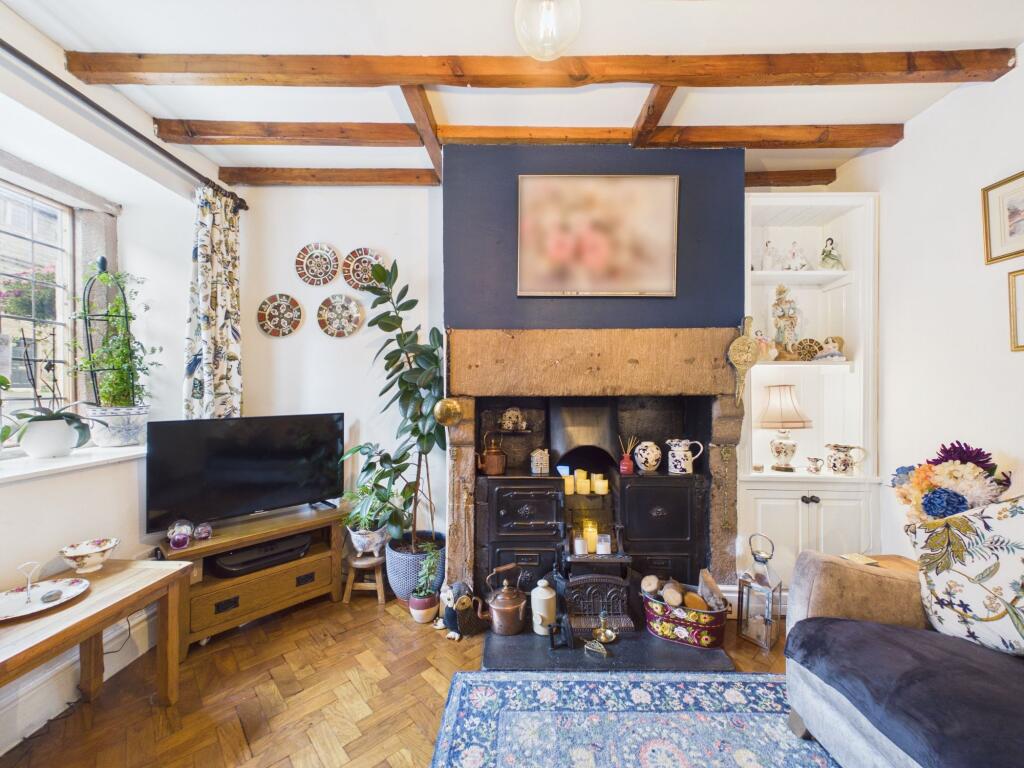 House in Derbyshire Dales, Cromford - More