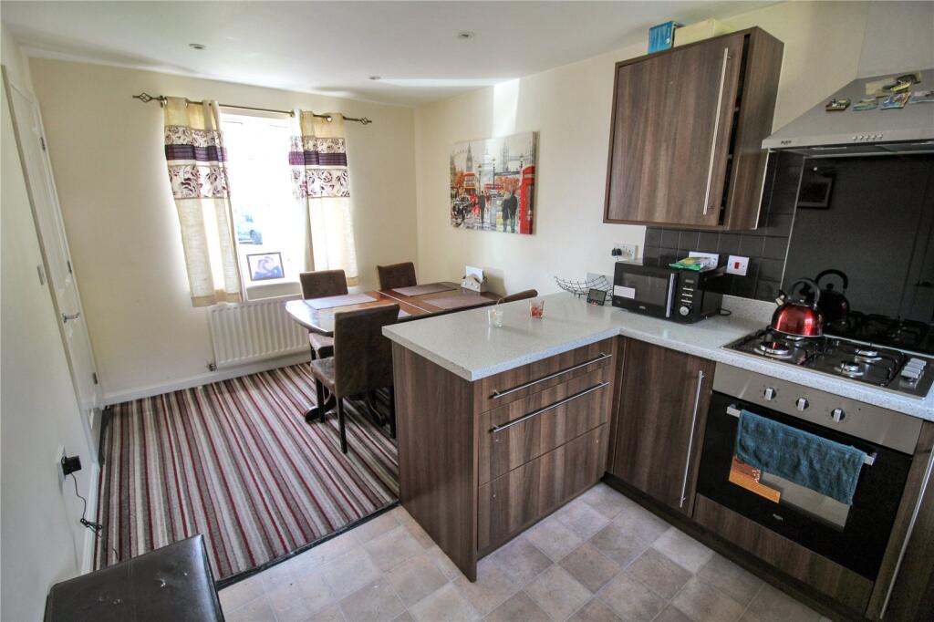 House in Swindon - View 3