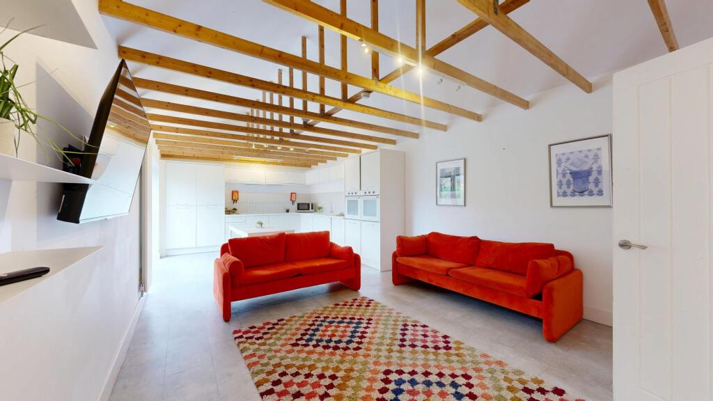House in Charnwood, Shelthorpe - More