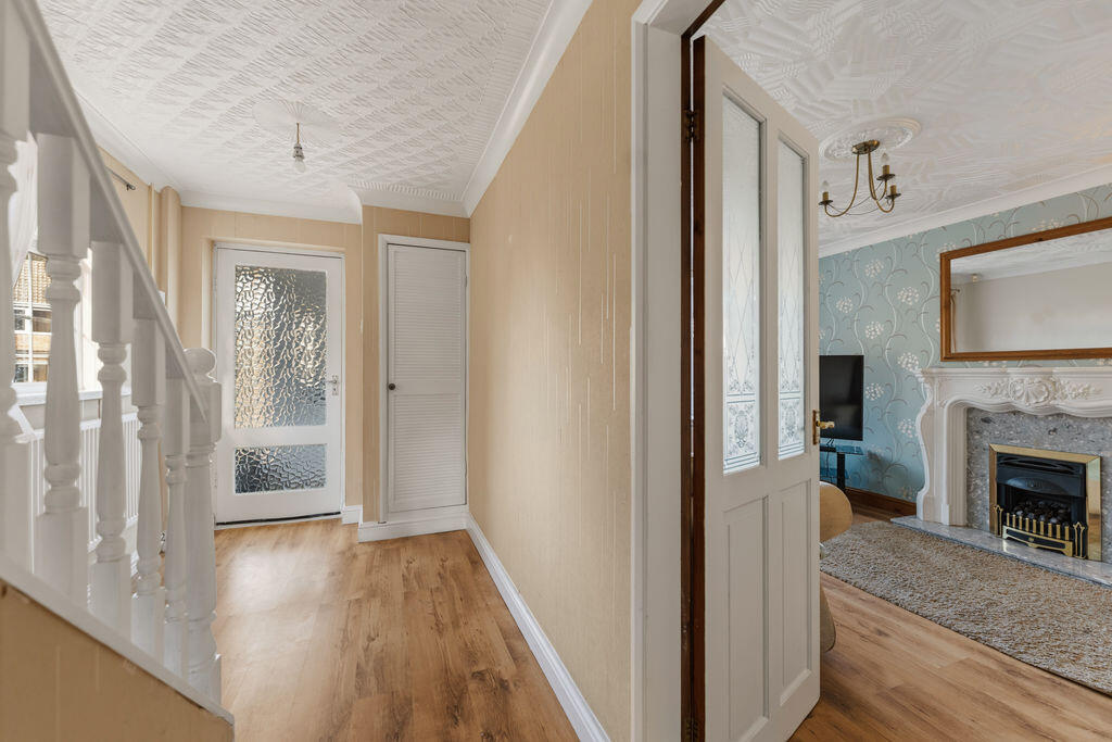 House in Grimsby, Little Coates, The Willows - View 4