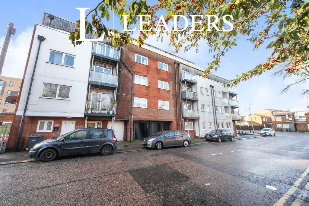 Main image of property: Dudley Street, Luton, Bedfordshire, LU2