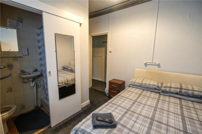 Bedroom (2)