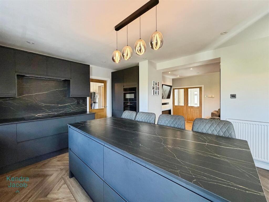 House in Sheffield - View 4