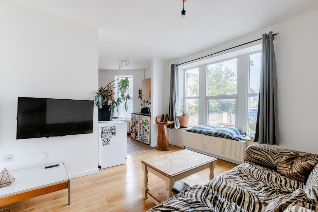Apartment in Bristol, St Agnes, St Paul's - View 5