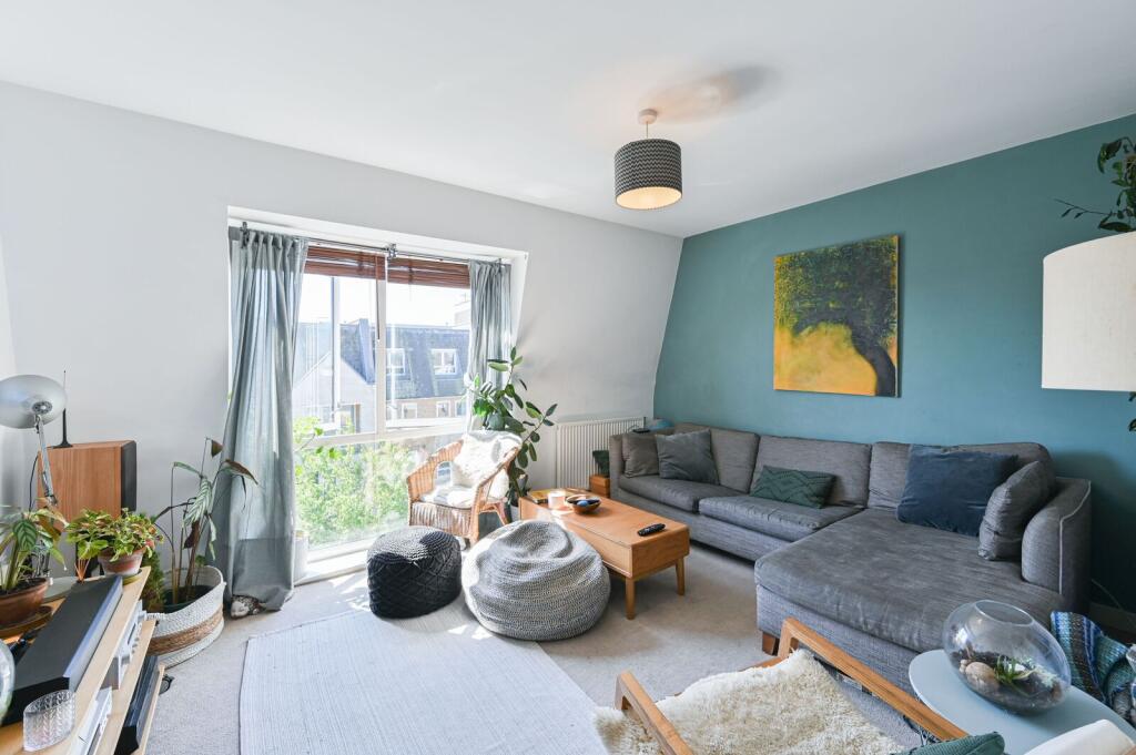 Main image of property: Old Devonshire Road, Balham, London, SW12