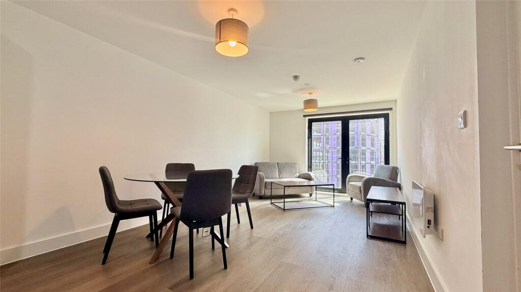 Main image of property: Bastion Point, 12 Oriel Street, L3