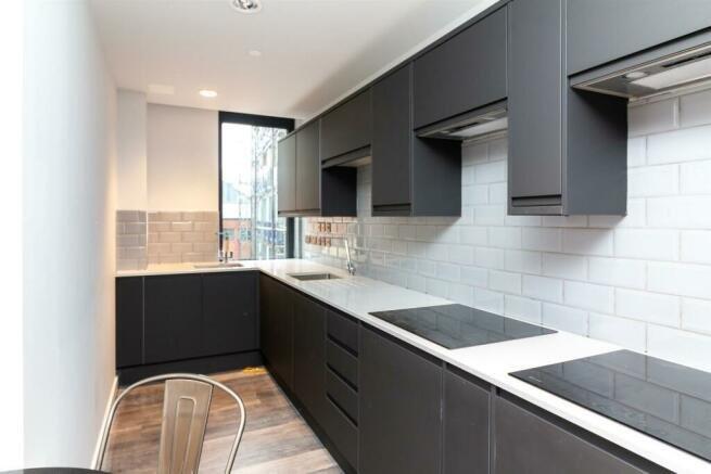 Apartment in Nottingham, Nottinghamshire - View 3