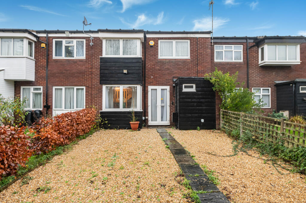 Main image of property: Leatherhead