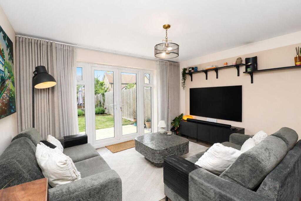 Hilton Drive, Hatfield Peverel photo 5