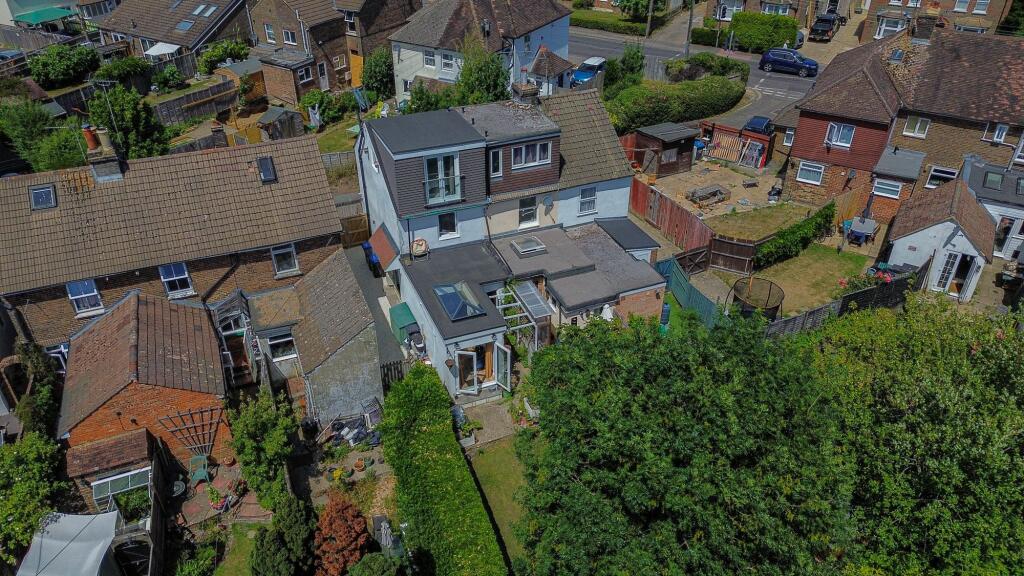 Main image of property: Petlands Gardens, Haywards Heath, RH16
