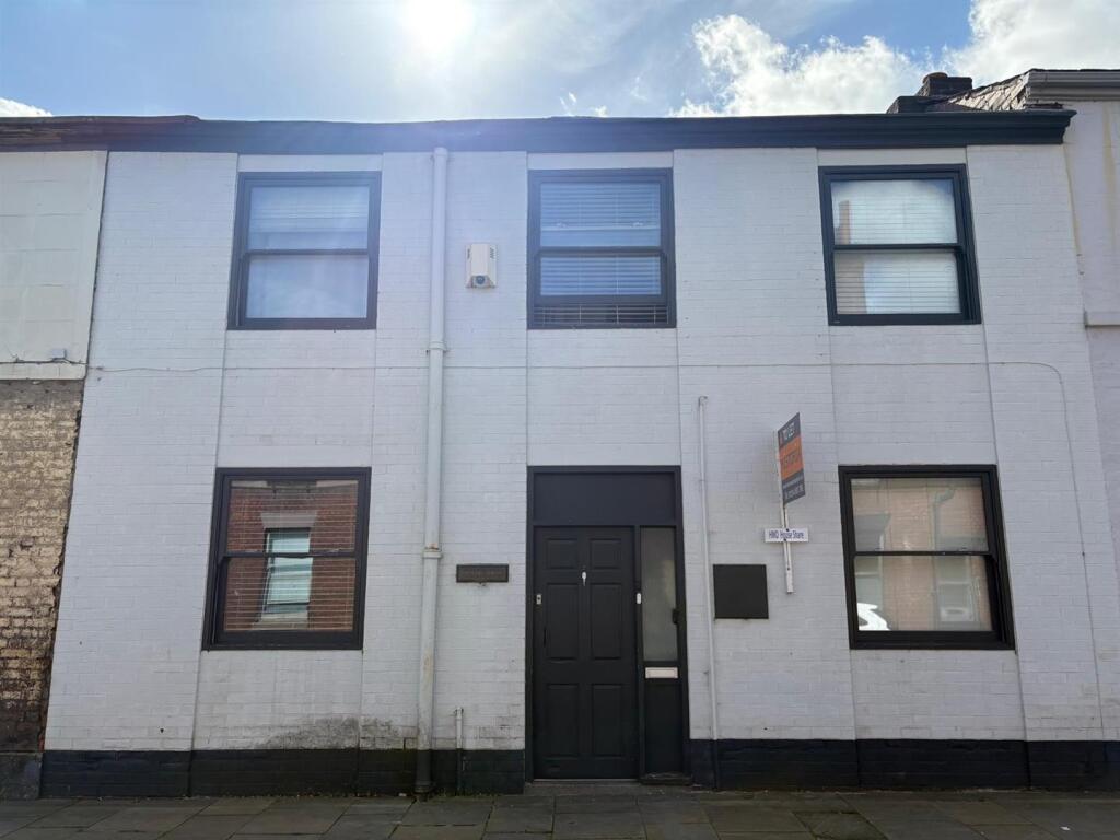 Main image of property: Silverwell Street, Bolton