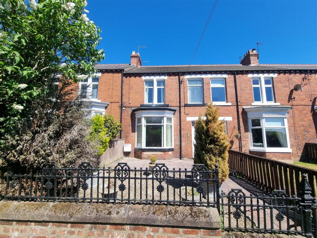 Main image of property: Foundry Fields, Crook