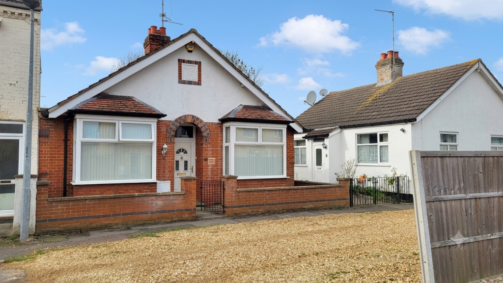 2-bed semi-detached on Jubilee Street, Peterborough, £220,000