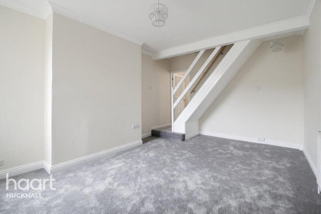 House in Ashfield, Sutton in Ashfield, Dalestorth - View 5
