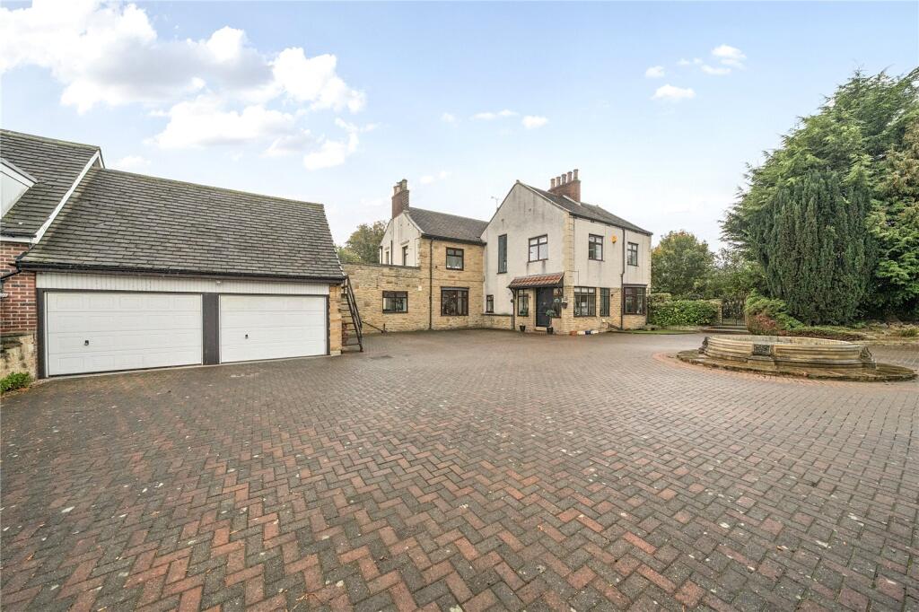 Main image of property: Glebe House, Glebe Lane, Knottingley, West Yorkshire