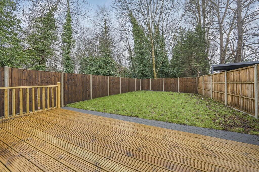 House in Southall - View 3