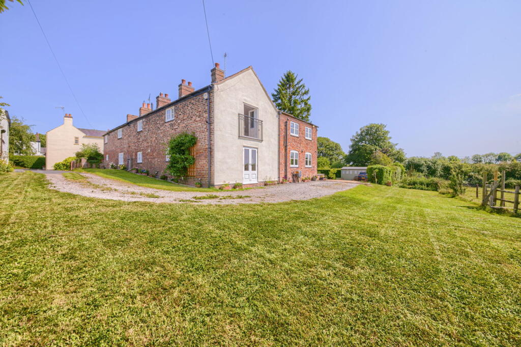 5 South Close, Arnesby, LE8 5WH photo 2