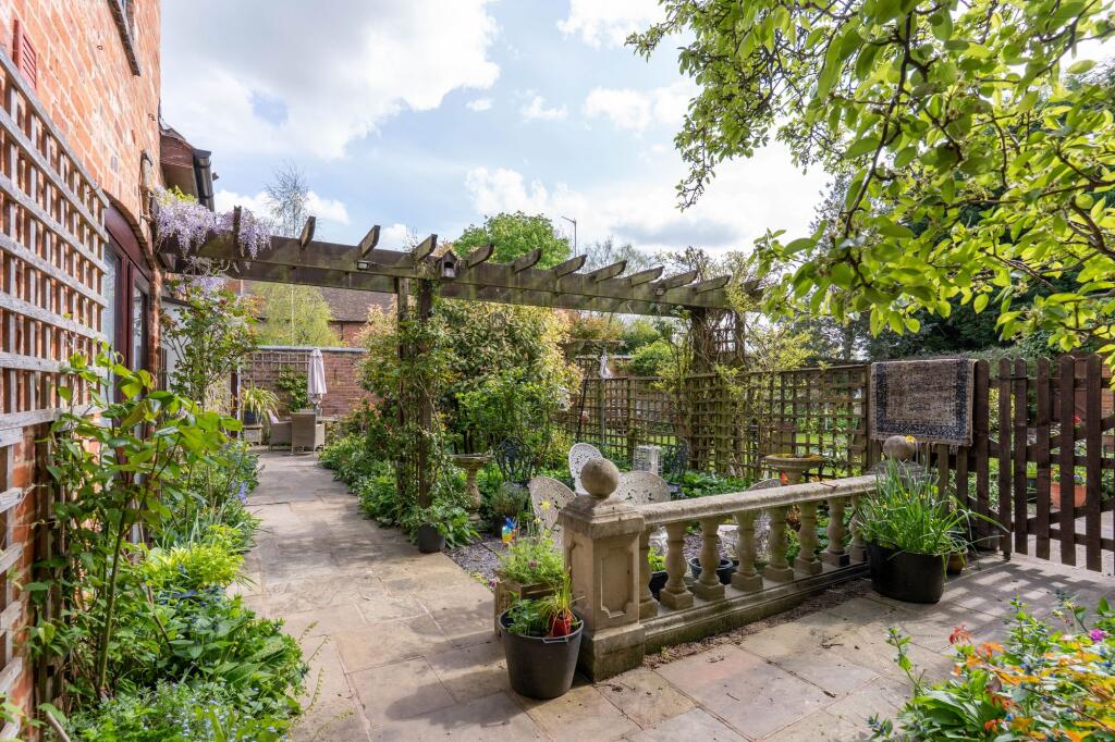 Additional image 20 of Old Rectory Lane, Alvechurch, B48