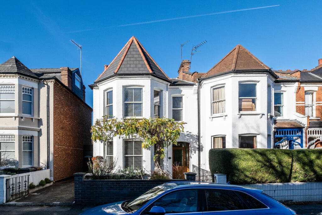 Main image of property: Greenham Road, London, N10