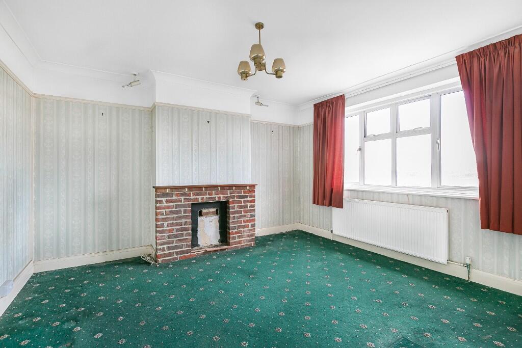 Netley Close, Sutton, Surrey, SM3 photo 3