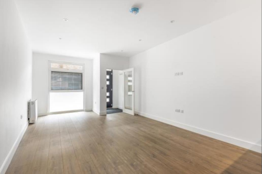Main image of property: Bath Street, Abingdon