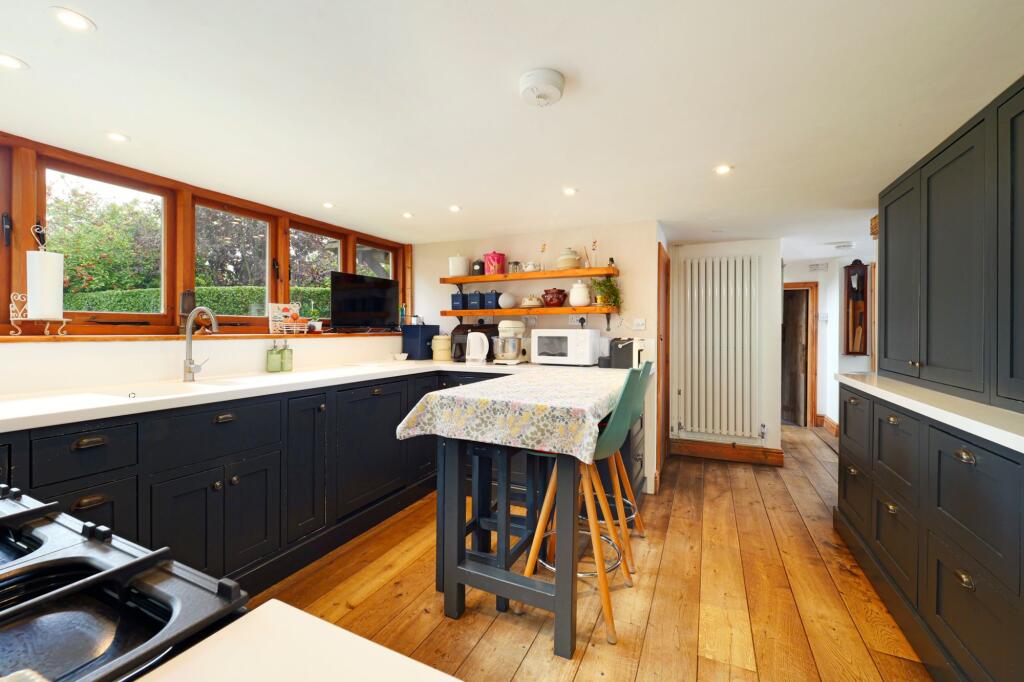 House in Canterbury - More