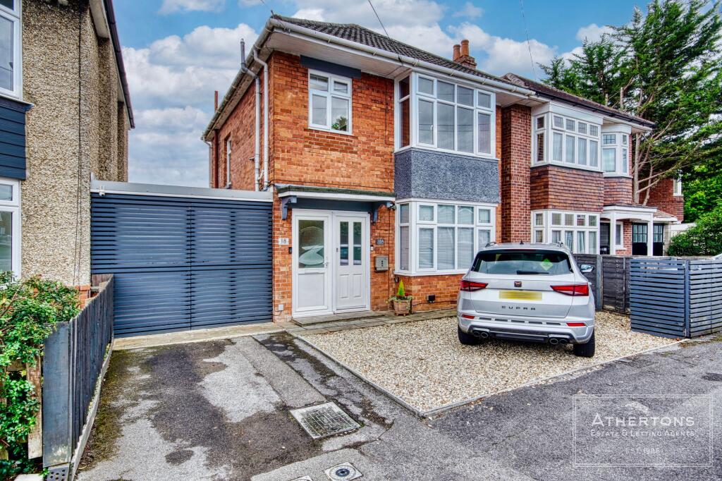 Apartment in Bournemouth