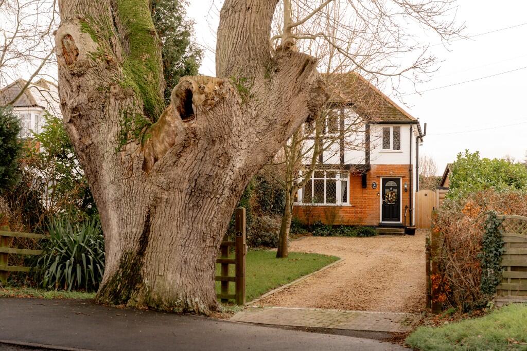 Main image of property: Lowestoft Road, Worlingham, Beccles, Suffolk, NR34