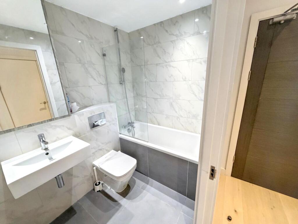 Apartment in Reading - More