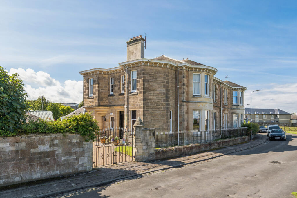 1 Alloway Park, Ayr, KA7 2AW photo 2