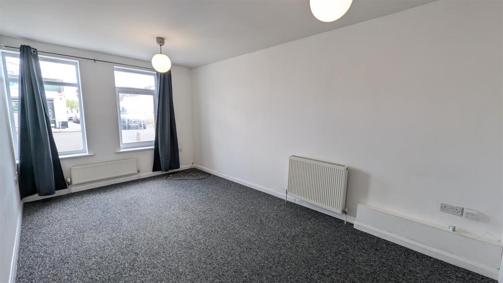 Apartment in Portsmouth - View 5
