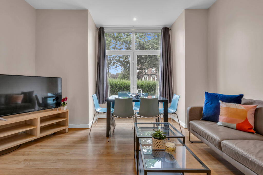 House in Leeds - View 3